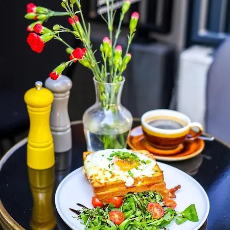 Ilonn Boutique Limanowskiego 4*