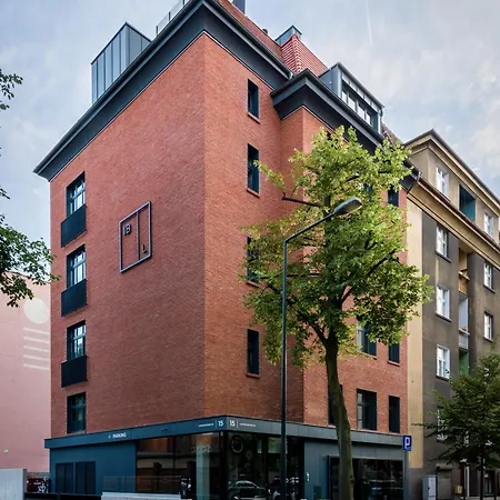 Ilonn Boutique Limanowskiego מלון 4*