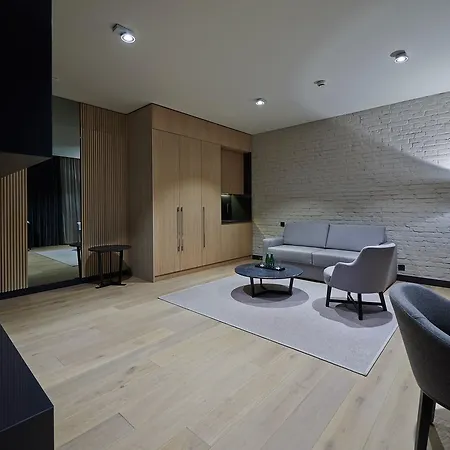 Ilonn Boutique Limanowskiego 4* פוזנן