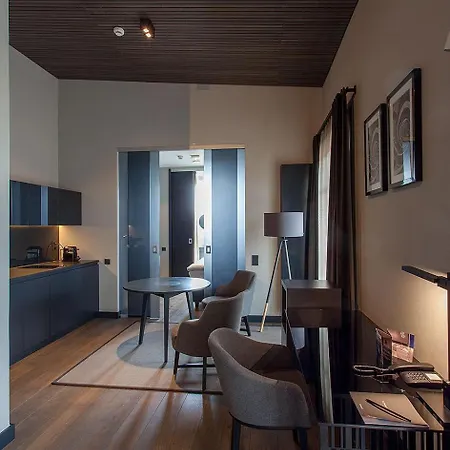 Ilonn Boutique Limanowskiego بوزنان