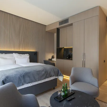 מלון Ilonn Boutique Limanowskiego 4*