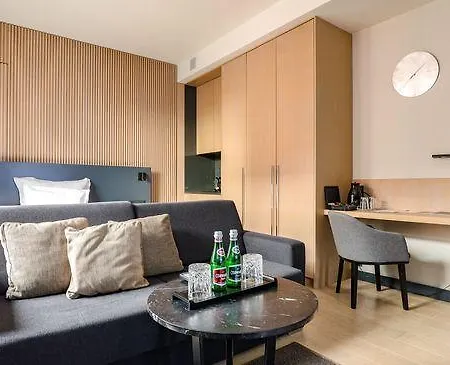 Ilonn Boutique Limanowskiego 4* Poznan