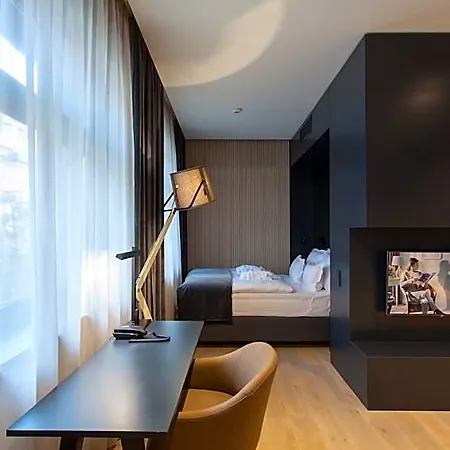 Ilonn Boutique Limanowskiego Hotel 4*