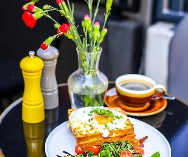 Ilonn Boutique Limanowskiego 4*