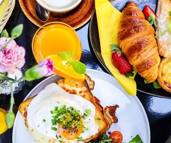 Ilonn Boutique Limanowskiego Отель 4*