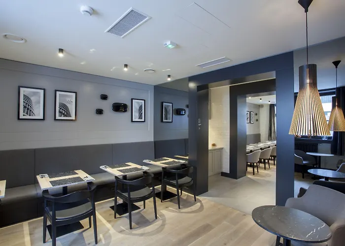 Ilonn Boutique Limanowskiego Отель 4*