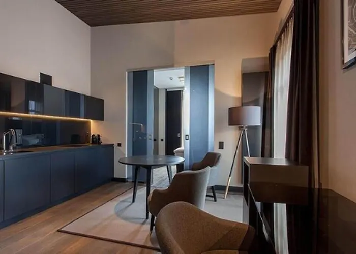 Отель Ilonn Boutique Limanowskiego 4*