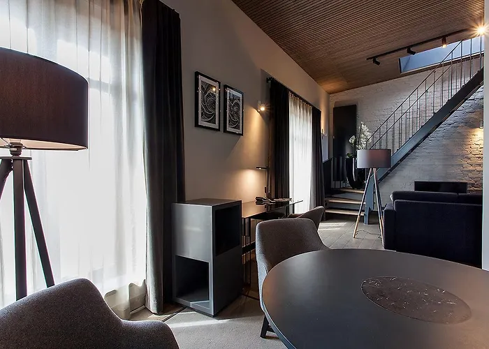 Ilonn Boutique Limanowskiego 4* Poznań