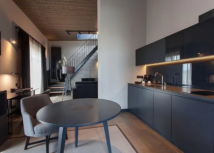 Ilonn Boutique Limanowskiego Отель